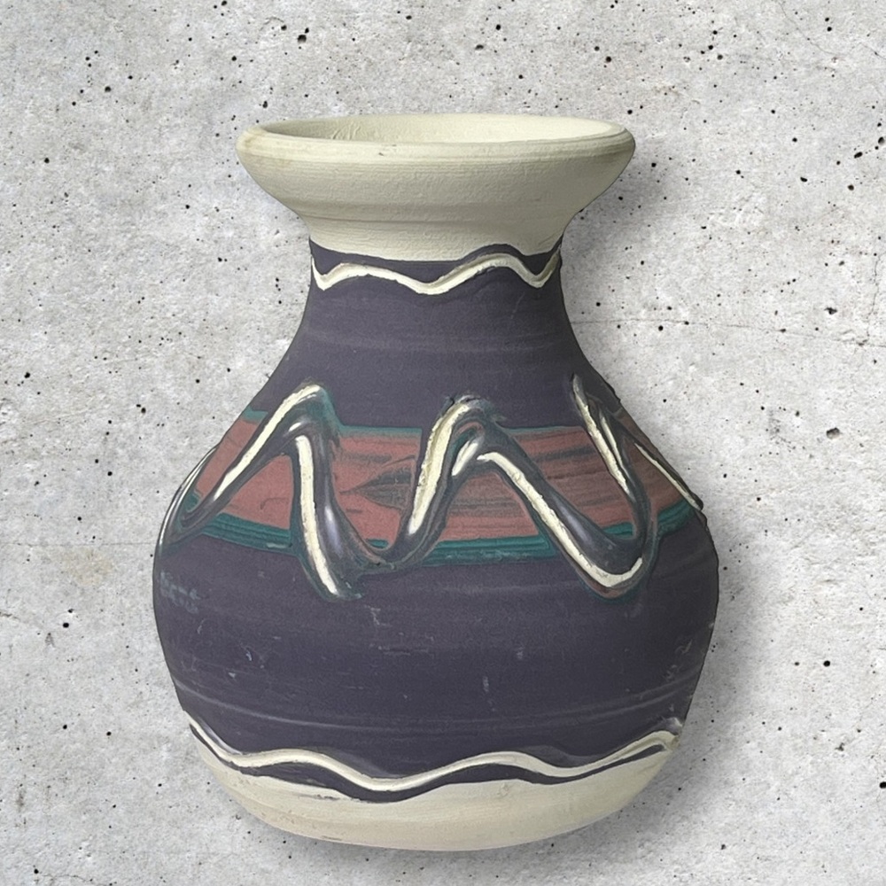 Handmade Pottery Vase 5.5" Tall Cherokee NC Purple Signed
